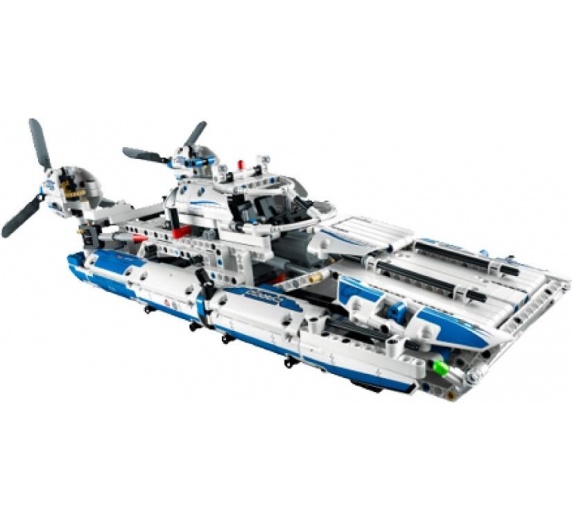 Конструктор LEGO Technic Грузовой самолет 42025 фото 3